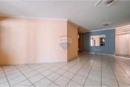 https://img.olx.com.br/thumbs256x256/68/686548404592328.jpg