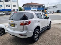 https://img.olx.com.br/thumbs256x256/68/686560514807074.jpg