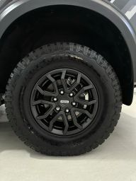 https://img.olx.com.br/thumbs256x256/68/686644551919569.jpg