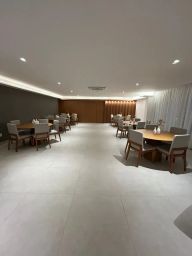 https://img.olx.com.br/thumbs256x256/68/686663775756200.jpg