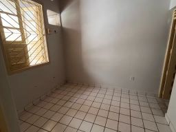https://img.olx.com.br/thumbs256x256/68/687350689950601.jpg