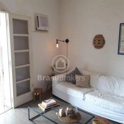 https://img.olx.com.br/thumbs256x256/68/687556403053631.jpg