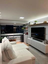 https://img.olx.com.br/thumbs256x256/68/687558526785193.jpg