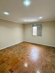 https://img.olx.com.br/thumbs256x256/68/687657068364735.jpg
