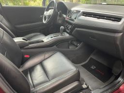 https://img.olx.com.br/thumbs256x256/68/688513639888252.jpg