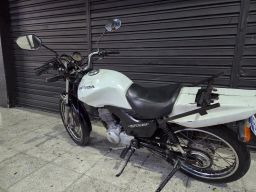 https://img.olx.com.br/thumbs256x256/68/688562355272488.jpg