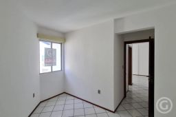 https://img.olx.com.br/thumbs256x256/68/688568767793104.jpg
