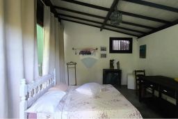 https://img.olx.com.br/thumbs256x256/68/688576746084793.jpg