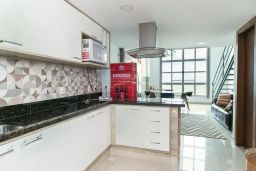 https://img.olx.com.br/thumbs256x256/68/688649329804487.jpg