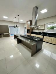 https://img.olx.com.br/thumbs256x256/68/689503151729410.jpg