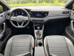 https://img.olx.com.br/thumbs256x256/68/689582879148182.jpg