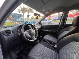 https://img.olx.com.br/thumbs256x256/69/691655311424984.jpg