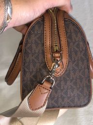 https://img.olx.com.br/thumbs256x256/69/695444441145571.jpg