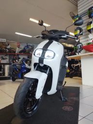 https://img.olx.com.br/thumbs256x256/69/698520620663698.jpg
