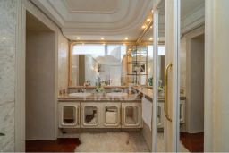 https://img.olx.com.br/thumbs256x256/69/698542286560479.jpg