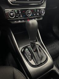 https://img.olx.com.br/thumbs256x256/69/698542512132905.jpg