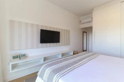 https://img.olx.com.br/thumbs256x256/69/698548643216981.jpg