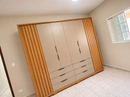 https://img.olx.com.br/thumbs256x256/69/698674935501808.jpg