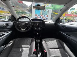 https://img.olx.com.br/thumbs256x256/69/698688653558361.jpg