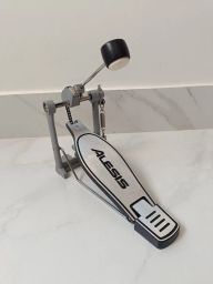 https://img.olx.com.br/thumbs256x256/70/700507272252947.jpg