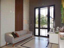 https://img.olx.com.br/thumbs256x256/70/700530768920796.jpg