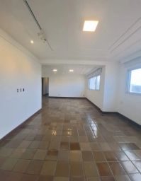 https://img.olx.com.br/thumbs256x256/70/701518888286131.jpg