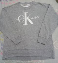 Título do anúncio: Moletom Calvin Klein Jeans Original tamanho M
