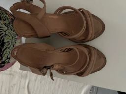 https://img.olx.com.br/thumbs256x256/70/702398571507178.jpg