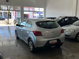 https://img.olx.com.br/thumbs256x256/70/702657426404101.jpg