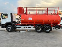 https://img.olx.com.br/thumbs256x256/70/703625766524962.jpg