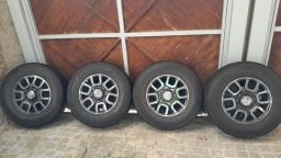 https://img.olx.com.br/thumbs256x256/70/704516757427808.jpg