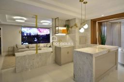 https://img.olx.com.br/thumbs256x256/70/704557644904790.jpg