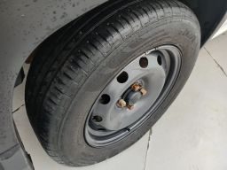 https://img.olx.com.br/thumbs256x256/70/704652302729175.jpg