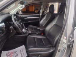 https://img.olx.com.br/thumbs256x256/70/705571045725516.jpg