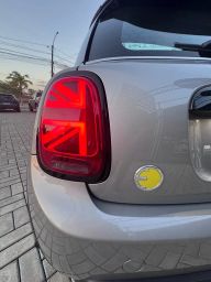 https://img.olx.com.br/thumbs256x256/70/705668096268421.jpg