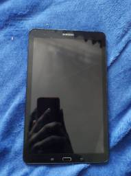 Título do anúncio: Tablet Samsung Tab E 10 polegadas 