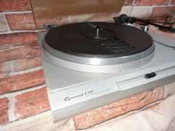 https://img.olx.com.br/thumbs256x256/70/707526873818222.jpg