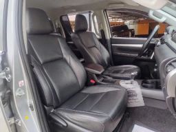 https://img.olx.com.br/thumbs256x256/70/707592644623356.jpg