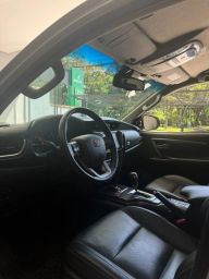 https://img.olx.com.br/thumbs256x256/70/707606394896078.jpg