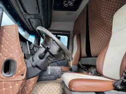 https://img.olx.com.br/thumbs256x256/70/708414100214502.jpg