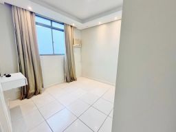 https://img.olx.com.br/thumbs256x256/70/708518164589855.jpg