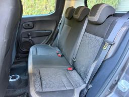https://img.olx.com.br/thumbs256x256/70/709651427783517.jpg