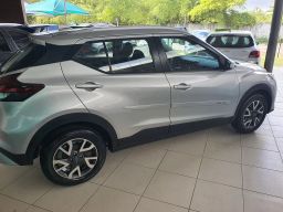 https://img.olx.com.br/thumbs256x256/71/710606566677795.jpg