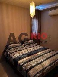 https://img.olx.com.br/thumbs256x256/71/711593284729806.jpg