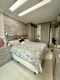 https://img.olx.com.br/thumbs256x256/71/713567527820017.jpg