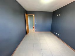 https://img.olx.com.br/thumbs256x256/71/713603291903412.jpg