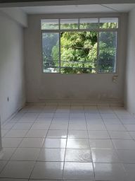 https://img.olx.com.br/thumbs256x256/71/714536620821073.jpg