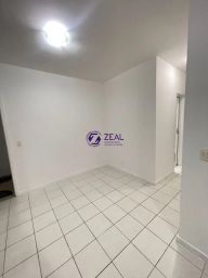 https://img.olx.com.br/thumbs256x256/71/714576287136007.jpg