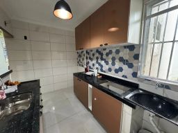 https://img.olx.com.br/thumbs256x256/71/715536883631789.jpg