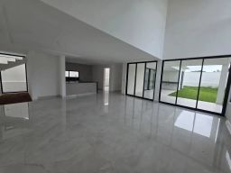 https://img.olx.com.br/thumbs256x256/71/715608672456195.jpg
